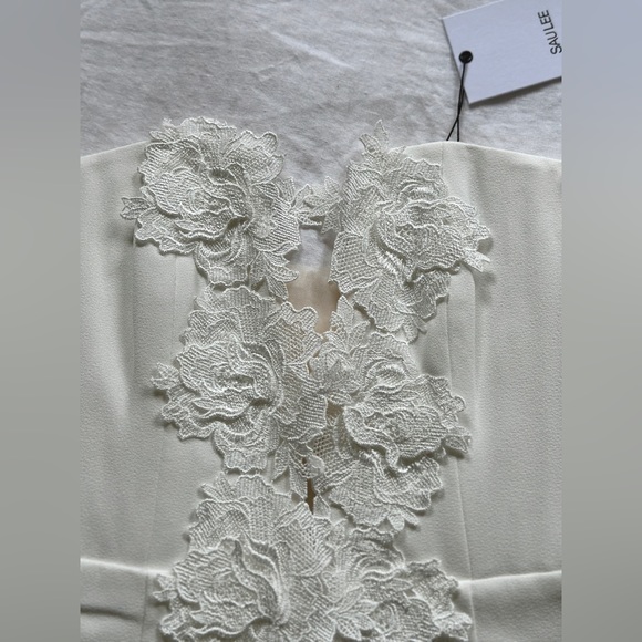 Sau Lee white bridal strapless dress (Florence Floral-Appliquéd Column Gown) - Picture 11 of 15